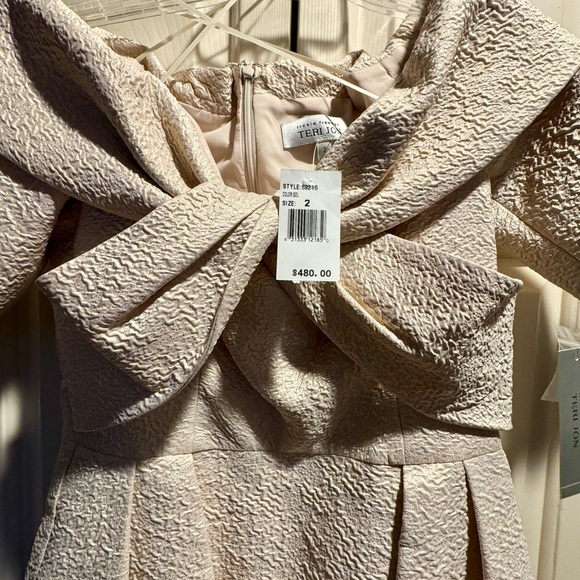 Rickie Freeman for Teri Jon Dresses for Women - Luxed - Picture 4 of 6
